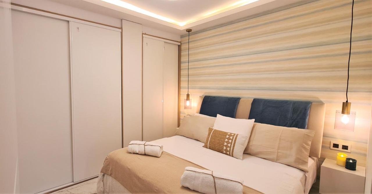 Apartment Linea De Playa Estepona Luaran gambar